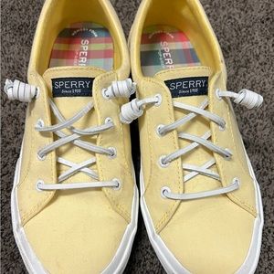 Sperry yellow sneakers with memory foam